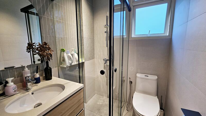 Holland road Apartment For Sale at S$ 2,280,000 | PropertyGuru Singapore - Bathroom