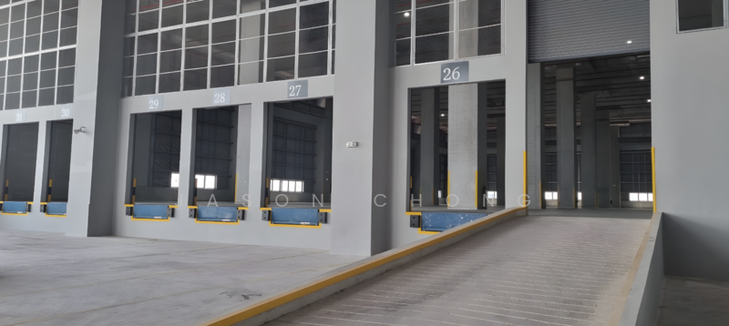 Warehouse, Pandan, High Ceiling ~12m, Exclusive Loading Bays, Standalone, Warehouse, Boon Lay / Jurong / Tuas, 120,003 sqft, Warehouse For Rent, by Jason Chong, 500011627 - Exterior - CommercialGuru.com.sg