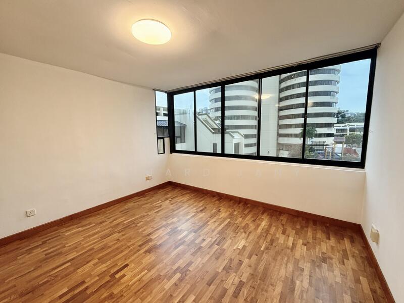 Huge Common Bedroom 3