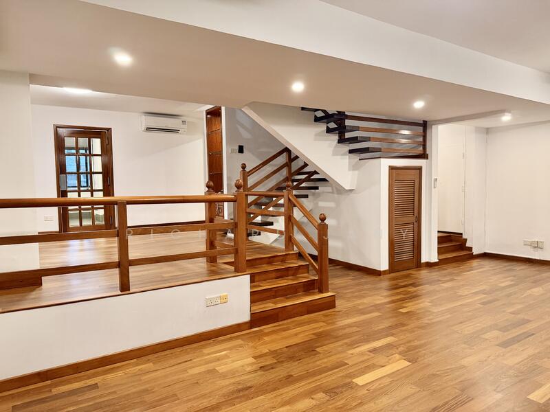 Designated Ding & Living Room Space