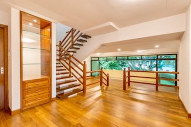 ???? DINING  ROOM - #DRAYCOTT MAISONETTE