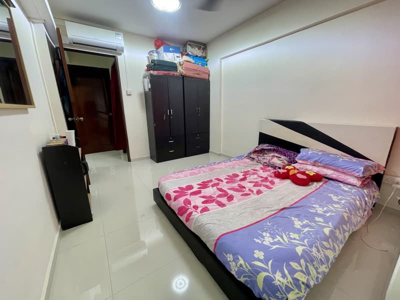 124 Bedok North Road, 124 Bedok North Road, 2 Bedrooms, 731 sqft, HDB Flat For Sale, by Ashcvin Mani, 500011793 - Bedroom - PropertyGuru.com.sg