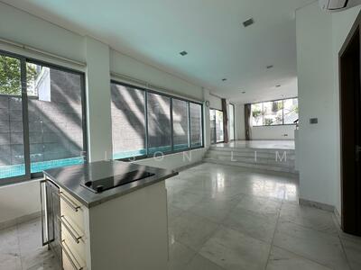 For Rent - Dunsfold 18