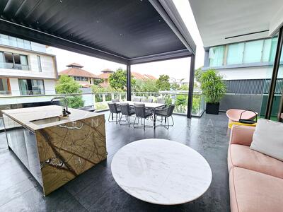 For Sale - In the Heart of Goodman! Value-Buy Luxurious Semi-Detached in Prime District 15