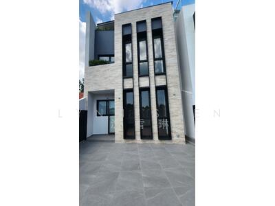 For Sale - Brand New D15 3 Storey Inter Terrace with Lift TOP soon