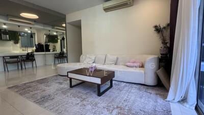 For Sale - The Quartz