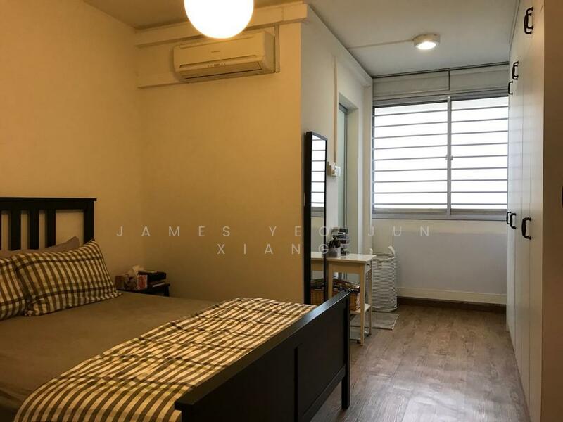 Serangoon North Avenue 4 HDB Flat For Sale at S$ 620,000 | PropertyGuru Singapore - Bedroom