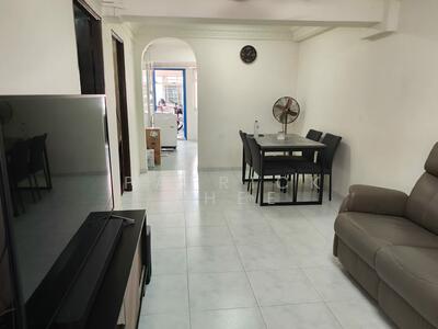 For Sale - 6 Holland Close