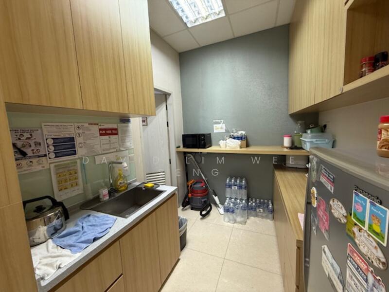 AZ @ Paya Lebar, 140 Paya Lebar Road, 1,195 sqft, Light Industrial (B1) For Sale, by David Lim Wee Seng, 500012986 - Wet pantry - CommercialGuru.com.sg