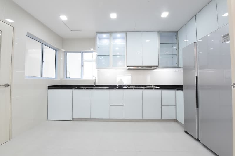 Nassim Jade, 3 Nassim Road, 3 Bedrooms, 2,400 sqft, Condominium For Rent, by Tyler Lee, 500012997 - Kitchen - PropertyGuru.com.sg