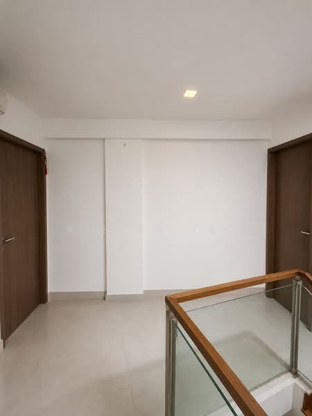 Smart Suites, 302 Sims Avenue, Eunos / Geylang / Paya Lebar, 2 Bedrooms, 893 sqft, Condominium For Sale, by Kiefer Teo, 500013076 - Level 2 Corridor - PropertyGuru.com.sg