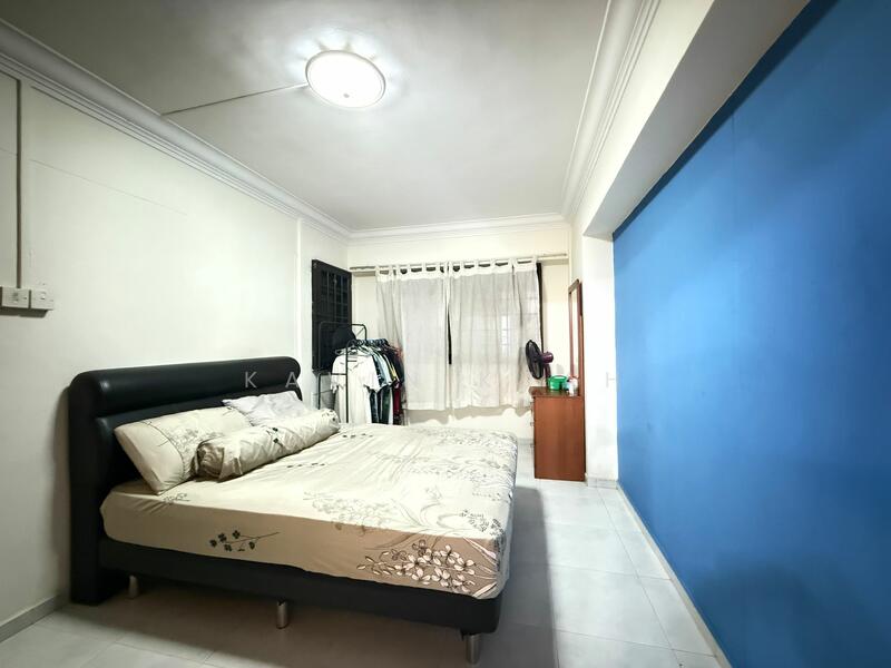 For Sale - 330 Sembawang Close