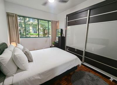 For Rent - West Bay Condo