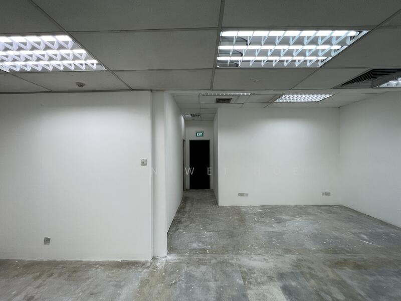 Orchard Road building for aesthetics, dentist, medical, beauty services, tuition, enrichment, , 2,909 sqft, Mall Shop For Rent, by Kwan Wei Hoe, 500013217 - Corridor - CommercialGuru.com.sg