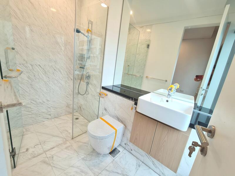 The Abode at Devonshire Condominium For Sale at S$ 4,380,000 | PropertyGuru Singapore - Bathroom