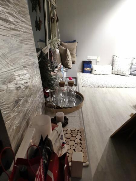 Bay window approxi 5.4 meter