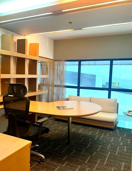 Heng Loong Building, 61 Bukit Batok Crescent, 160 sqft, Light Industrial (B1) For Rent, by Eugene Choo 朱修仁, 500013266 - Study - CommercialGuru.com.sg