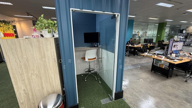 Non JTC Bishan B1 Factory 2800sqft Fitted Condition Walking to MRT, Other Sizes 833 / 2230 / 5111sqft Call Ronn 96858829, Ang Mo Kio / Bishan / Thomson, 2,800 sqft, Light Industrial (B1) For Rent, by RONN, 500013390 - Study - CommercialGuru.com.sg