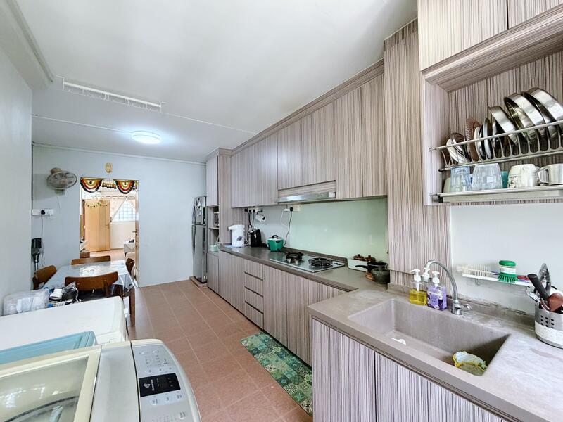 For Sale - 266 Yishun Street 22