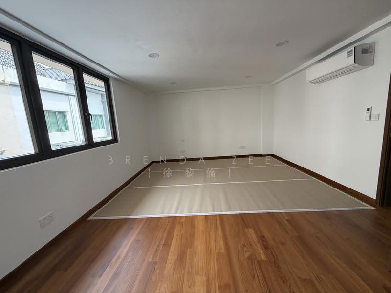 Nanyang Pri & RGPS within 1km ✧ New Semi-D with Pool ✧ Walk to MRT, Bukit Timah, Coronation Road, King's Road, Tanglin / Holland / Bukit Timah, 4 Bedrooms, 7,000 sqft, Semi-Detached House For Sale, by Brenda Zee (徐黎倫), 500013576 - PropertyGuru.com.sg