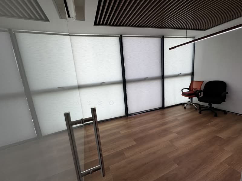 Oxley BizHub, 61 Ubi Road 1, 850 sqft, Office For Rent, by Tasso Chan, 500013662 - Interior - CommercialGuru.com.sg