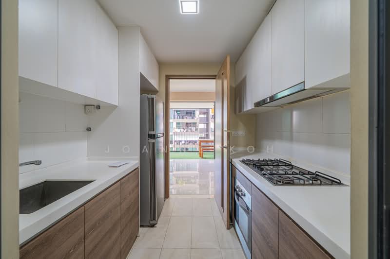 The Topiary Executive Condominium For Sale at S$ 2,128,000 | PropertyGuru Singapore - Kitchen