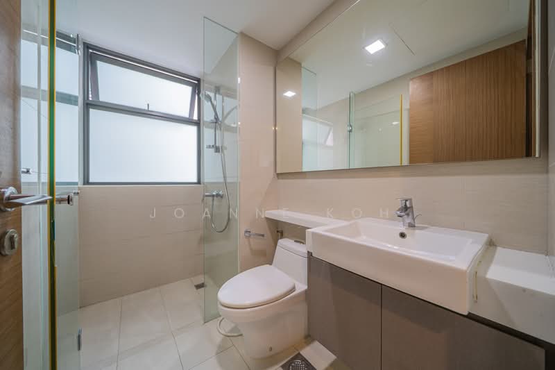 The Topiary Executive Condominium For Sale at S$ 2,128,000 | PropertyGuru Singapore - Bathroom