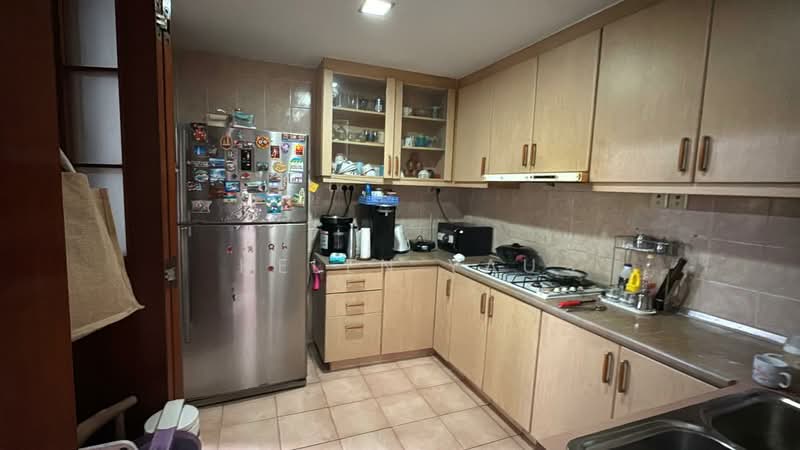 Rivervale Crest, 9 Rivervale Crescent, 3 Bedrooms, 1,238 sqft, Condominium For Sale, by Helen Yau, 500013777 - Kitchen - PropertyGuru.com.sg