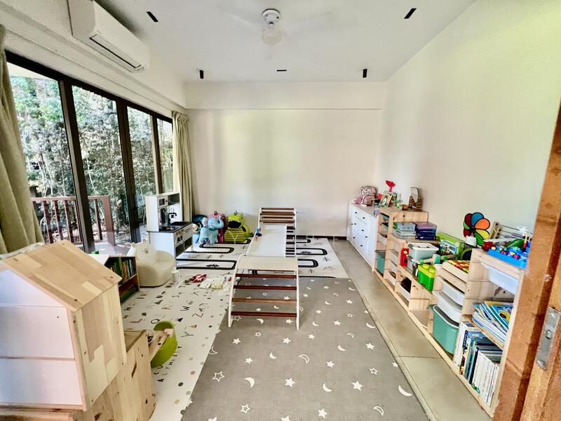 For Rent - Lovely and Cosy 2 Storey Good Class Bungalow in Dempsey Hill with Huge Expansive Garden, Roof Te