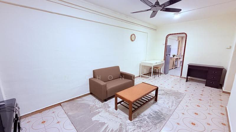 225A Jurong East Street 21, 225A Jurong East Street 21, Boon Lay / Jurong / Tuas, 2 Bedrooms, 721 sqft, HDB Flat For Rent, by Jan Chong 张纳旗, 500014009 - Living Room - PropertyGuru.com.sg