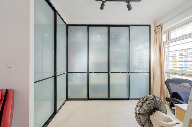 Common + Master Room - #PropertyPartners