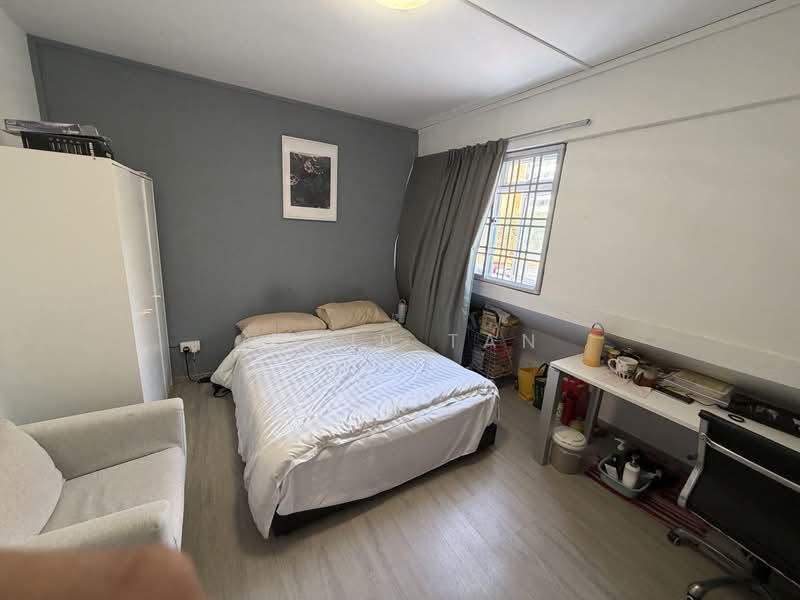 128 Ang Mo Kio Avenue 3, 128 Ang Mo Kio Avenue 3, Room Rental, 180 sqft, HDB Flat For Rent, by Alvin Tan, 500014296 - Bedroom - PropertyGuru.com.sg