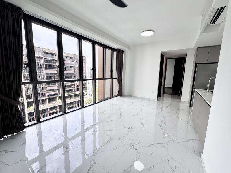 Spacious living and dining area