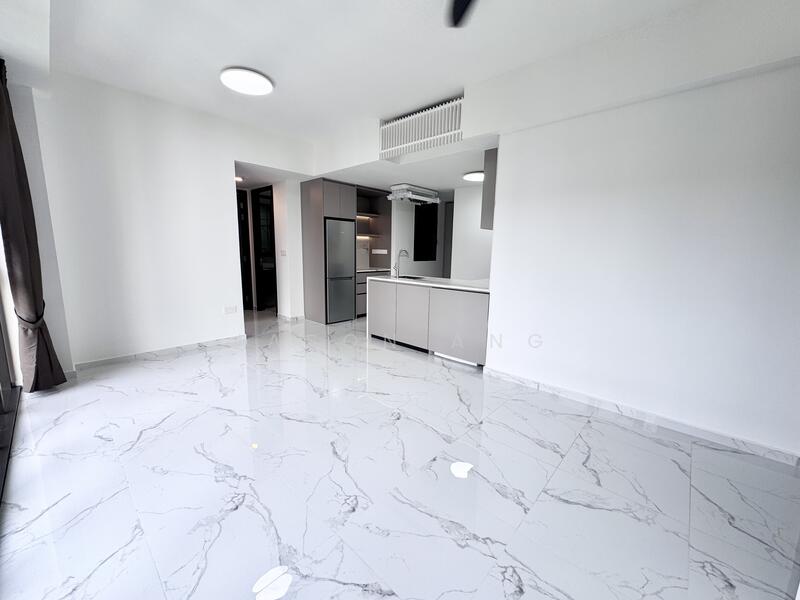 Spacious living and dining area