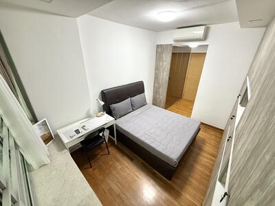 For Rent - The Lakeshore