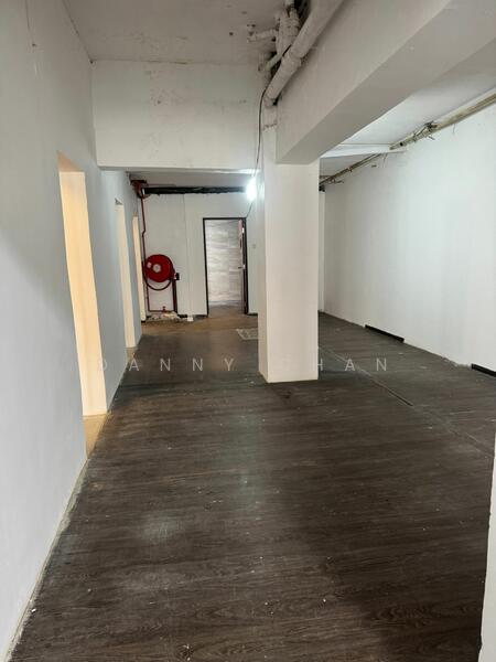 Shophouse @ North Bridge Road, Beach Road / Bugis / Rochor, 1,115 sqft, Shop / Shophouse For Rent, by DANNY CHAN, 500014408 - Interior - CommercialGuru.com.sg