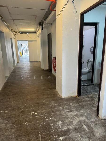 Shophouse @ North Bridge Road, Beach Road / Bugis / Rochor, 1,115 sqft, Shop / Shophouse For Rent, by DANNY CHAN, 500014408 - Corridor - CommercialGuru.com.sg
