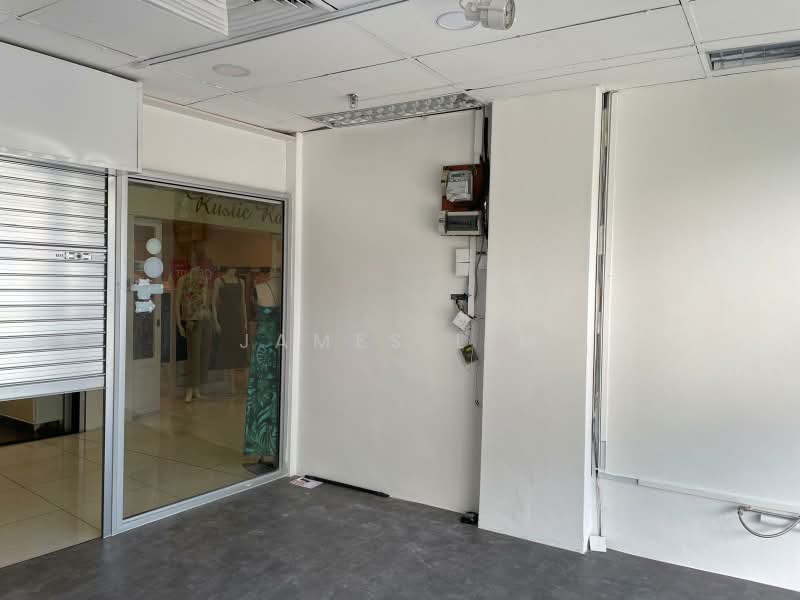 Holland Road Shopping Centre, 211 Holland Avenue, Tanglin / Holland / Bukit Timah, 204 sqft, Mall Shop For Rent, by James Lim, 500014461 - Interior - CommercialGuru.com.sg