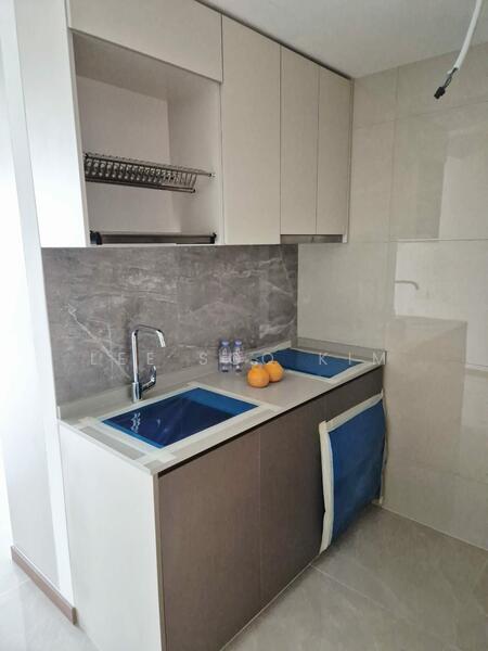 The Botany at Dairy Farm Condominium For Sale at S$ 1,390,000 | PropertyGuru Singapore - Kitchen