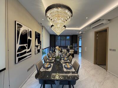 For Sale - ONLY left 4 units, TOP Soon! Move in, showflat condition! 5 bedrooms ensuite