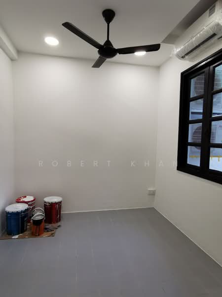 Landed Terrace near Redhill & Orchard Boulevard, Jervois Road, 5 Bedrooms, 2,371 sqft, Terraced House For Rent, by Robert Khan, 500014613 - Interior - PropertyGuru.com.sg