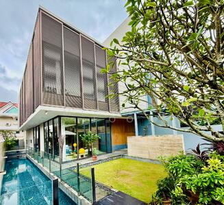 For Sale - D19 Upper Serangoon / Bartley – Award-Winning Freehold Semi-D (Lift Ready)