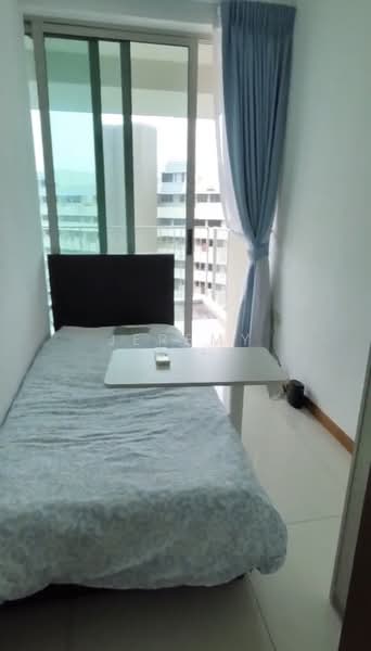 Caspian, 50 Lakeside Drive, Room Rental, 100 sqft, Condominium For Rent, by Jeremy Toh, 500014699 - Bedroom - PropertyGuru.com.sg