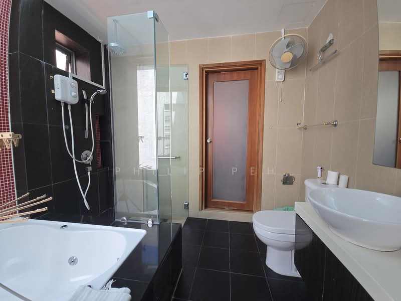 Upper Changi Road Landed Room Rental 8 Mins to MRT, Upper Changi Road, Room Rental, 300 sqft, Terraced House For Rent, by Philip Peh, 500014702 - Bathroom - PropertyGuru.com.sg