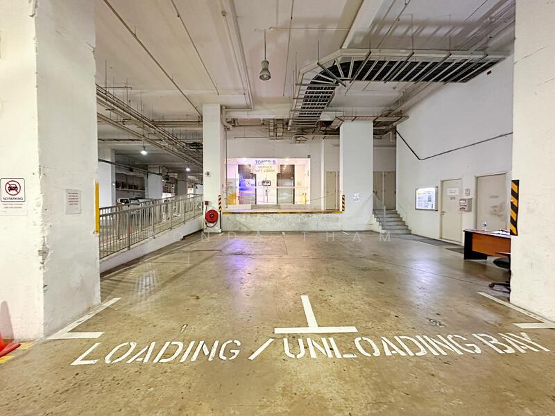 Vertex, 33 Ubi Avenue 3, 1,561 sqft, Light Industrial (B1) For Sale, by Ronda Tham, 500014711 - Car Park - CommercialGuru.com.sg