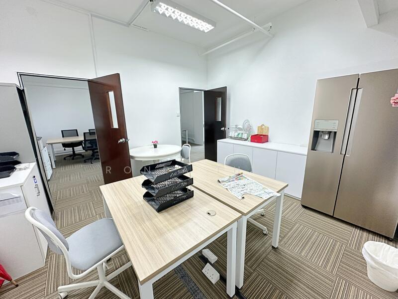 Vertex, 33 Ubi Avenue 3, 1,561 sqft, Light Industrial (B1) For Sale, by Ronda Tham, 500014711 - Interior - CommercialGuru.com.sg