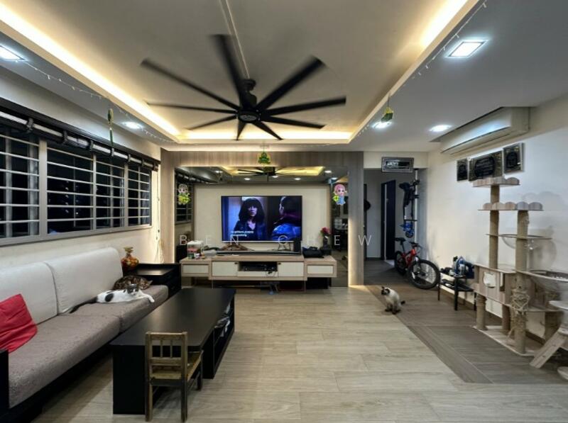 For Sale - 411 Bukit Batok West Avenue 4