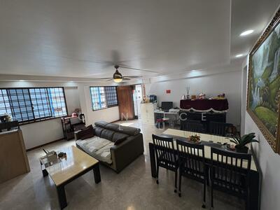 For Sale - 276 Yishun Street 22