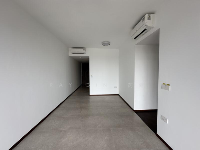 Lentor Modern, Lentor Central, 3 Bedrooms, 1,109 sqft, Condominium For Sale, by Ray Gin 芮儆, 500014882 - Hallway - PropertyGuru.com.sg