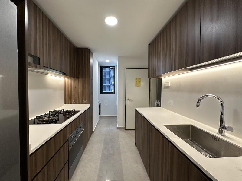 Lentor Modern, Lentor Central, 3 Bedrooms, 1,109 sqft, Condominium For Sale, by Ray Gin 芮儆, 500014882 - Kitchen - PropertyGuru.com.sg